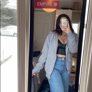 I’m selling it because I already have one so don’t need to have it twice